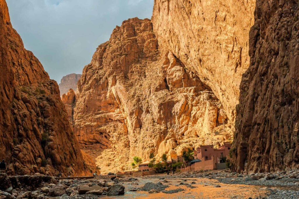 8 Days Private Desert and Costal Tour from Fes to Casablanca